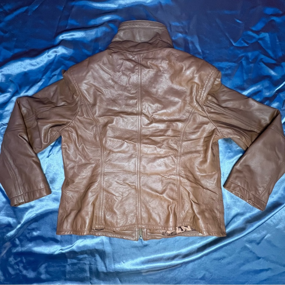 Jacket - Picture 4 of 4